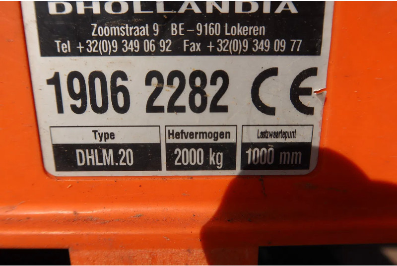 厢式卡车 Mercedes-Benz Antos 2127 L Bak + klep 2000 kg Euro 6:图10 厢式卡车 Mercedes-Benz Antos 2127 L Bak + klep 2000 kg Euro 6:图10