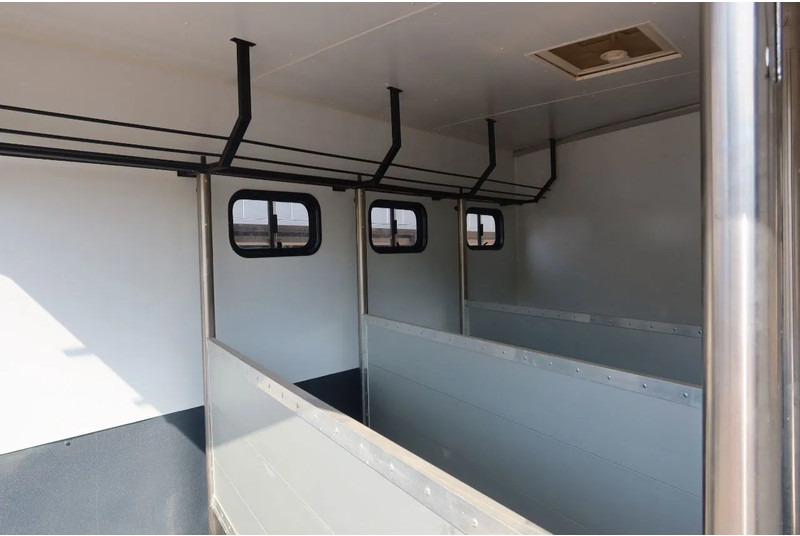 Mercedes-Benz Atego 816 L 3 Paarden/4 Ponies Nieuwe APK + nieuwe accu. - 马匹运输车:图3 Mercedes-Benz Atego 816 L 3 Paarden/4 Ponies Nieuwe APK + nieuwe accu. - 马匹运输车:图3