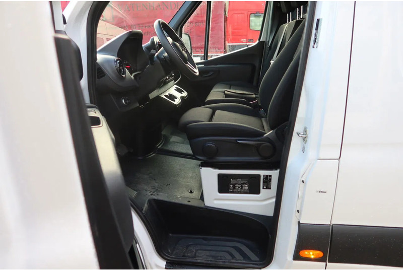 无侧窗厢式货车 Mercedes-Benz Sprinter 317 CDI L3/H2 Automaat：图19