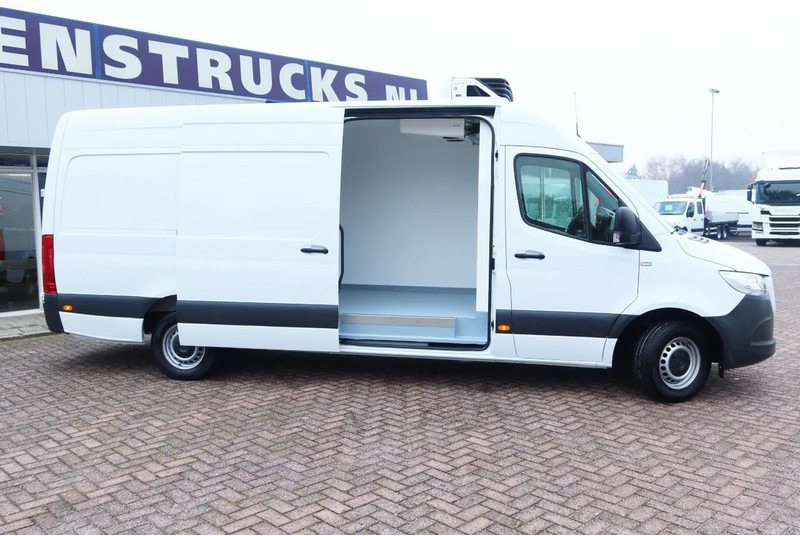 Mercedes-Benz Sprinter 317 Koel/Vries/verwarmen Carrier Xarios 350 + 220 volt nacht aansluiting - 冷藏货车:图3 Mercedes-Benz Sprinter 317 Koel/Vries/verwarmen Carrier Xarios 350 + 220 volt nacht aansluiting - 冷藏货车:图3