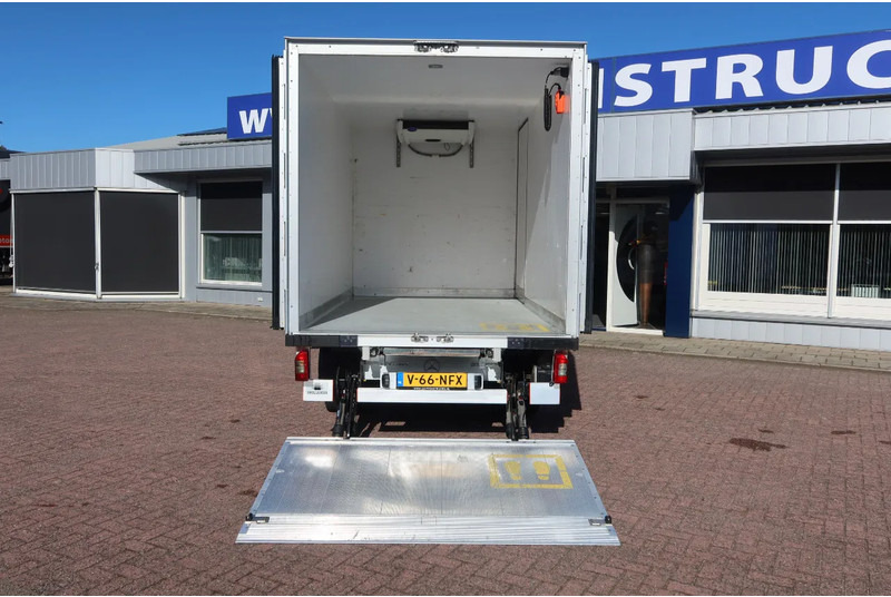 Mercedes-Benz Sprinter 516 CDI Koel/Vries + Dhollandia Klep 750 kg Carrier 300 Xarios Dag + nacht 220 Volt - 冷藏货车:图3 Mercedes-Benz Sprinter 516 CDI Koel/Vries + Dhollandia Klep 750 kg Carrier 300 Xarios Dag + nacht 220 Volt - 冷藏货车:图3
