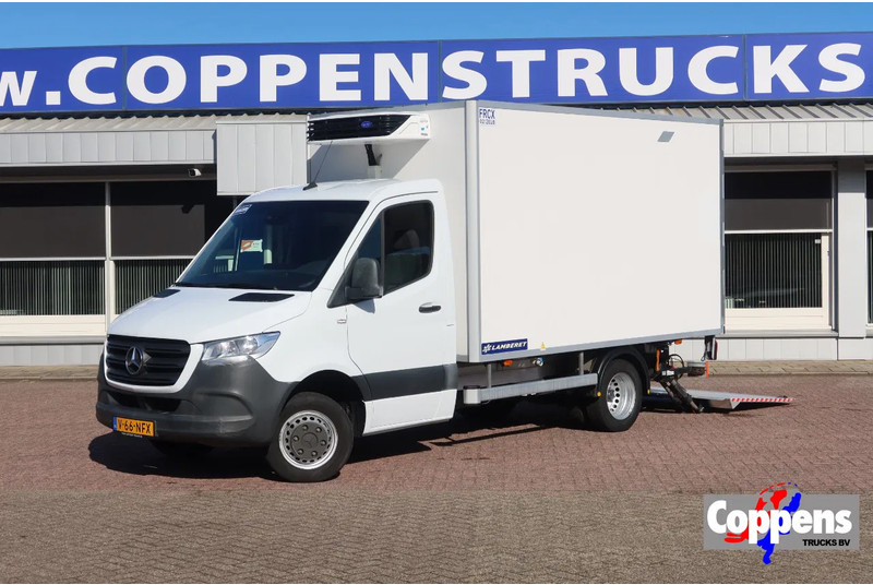 Mercedes-Benz Sprinter 516 CDI Koel/Vries + Dhollandia Klep 750 kg Carrier 300 Xarios Dag + nacht 220 Volt - 冷藏货车:图1 Mercedes-Benz Sprinter 516 CDI Koel/Vries + Dhollandia Klep 750 kg Carrier 300 Xarios Dag + nacht 220 Volt - 冷藏货车:图1
