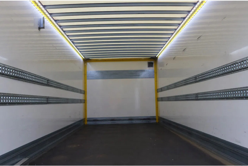 Scania P250 Bak+ Klep Dhollandia 1500 kg. Black line - 厢式卡车:图4 Scania P250 Bak+ Klep Dhollandia 1500 kg. Black line - 厢式卡车:图4