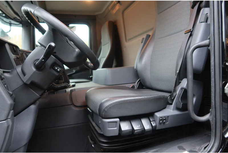 Scania P250 Bak+ Klep Dhollandia 1500 kg. Black line - 厢式卡车:图5 Scania P250 Bak+ Klep Dhollandia 1500 kg. Black line - 厢式卡车:图5