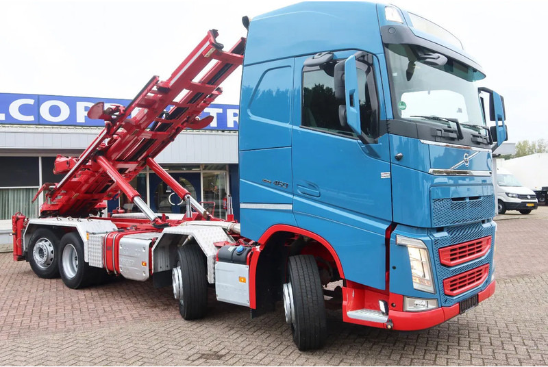 Volvo FH 460 Hooklift 8x2 Haakarm. 3x Steering axle - 光缆系统卡车:图2 Volvo FH 460 Hooklift 8x2 Haakarm. 3x Steering axle - 光缆系统卡车:图2