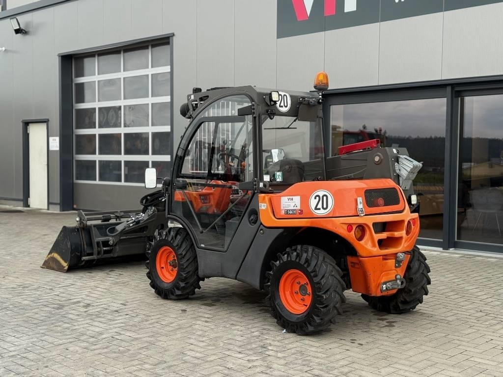 Ausa T 144  - 伸缩臂叉装车:图4 Ausa T 144  - 伸缩臂叉装车:图4