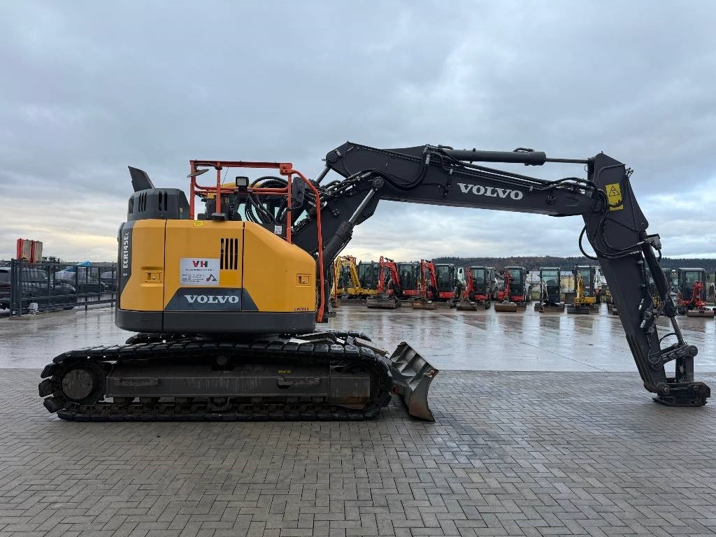 履带式挖掘机 Volvo ECR 145 EL：图6