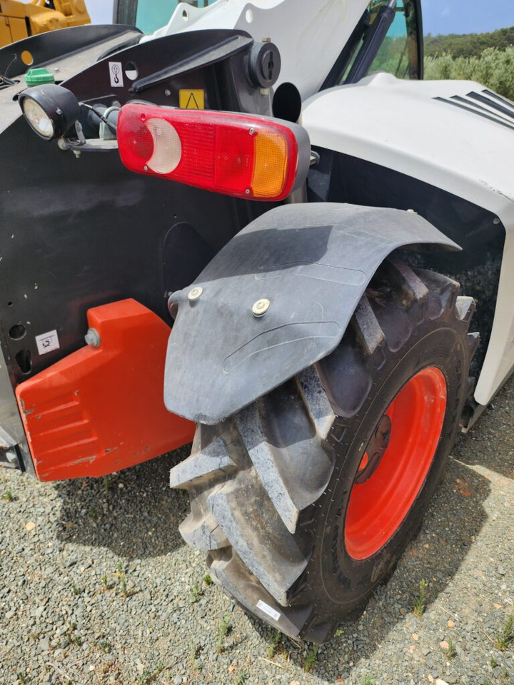 BOBCAT TL30.60DA - 伸缩臂叉装车:图4 BOBCAT TL30.60DA - 伸缩臂叉装车:图4