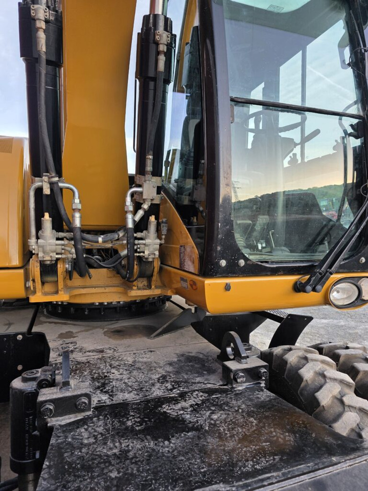 CAT M318D - 轮式挖掘机:图4 CAT M318D - 轮式挖掘机:图4