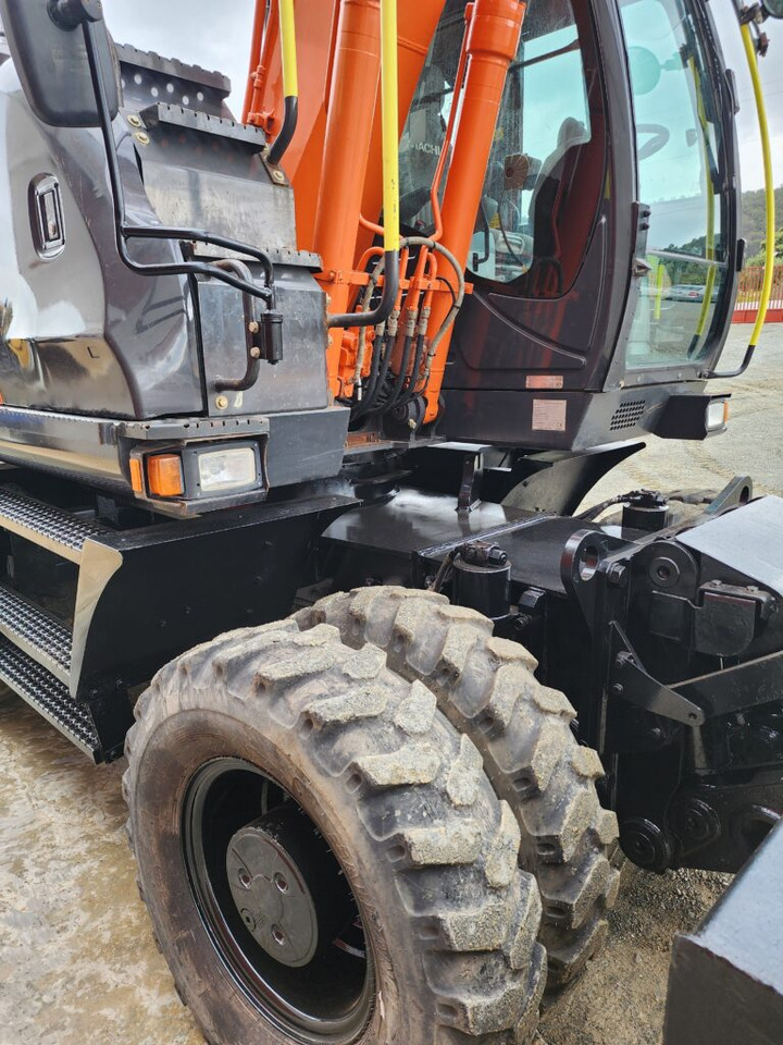 HITACHI ZX140W-6 - 轮式挖掘机:图4 HITACHI ZX140W-6 - 轮式挖掘机:图4