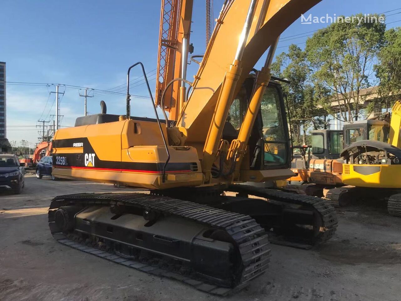 Caterpillar Caterpillar 330B 325B - 履带式挖掘机:图1 Caterpillar Caterpillar 330B 325B - 履带式挖掘机:图1