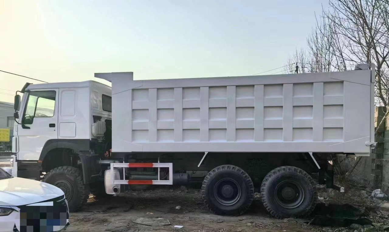 HOWO 6*6 - 翻斗车:图2 HOWO 6*6 - 翻斗车:图2