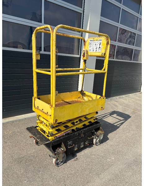 Boss 4,55m Arbeitsbühne Personenlift, BJ 2009 - 剪式升降机:图5 Boss 4,55m Arbeitsbühne Personenlift, BJ 2009 - 剪式升降机:图5