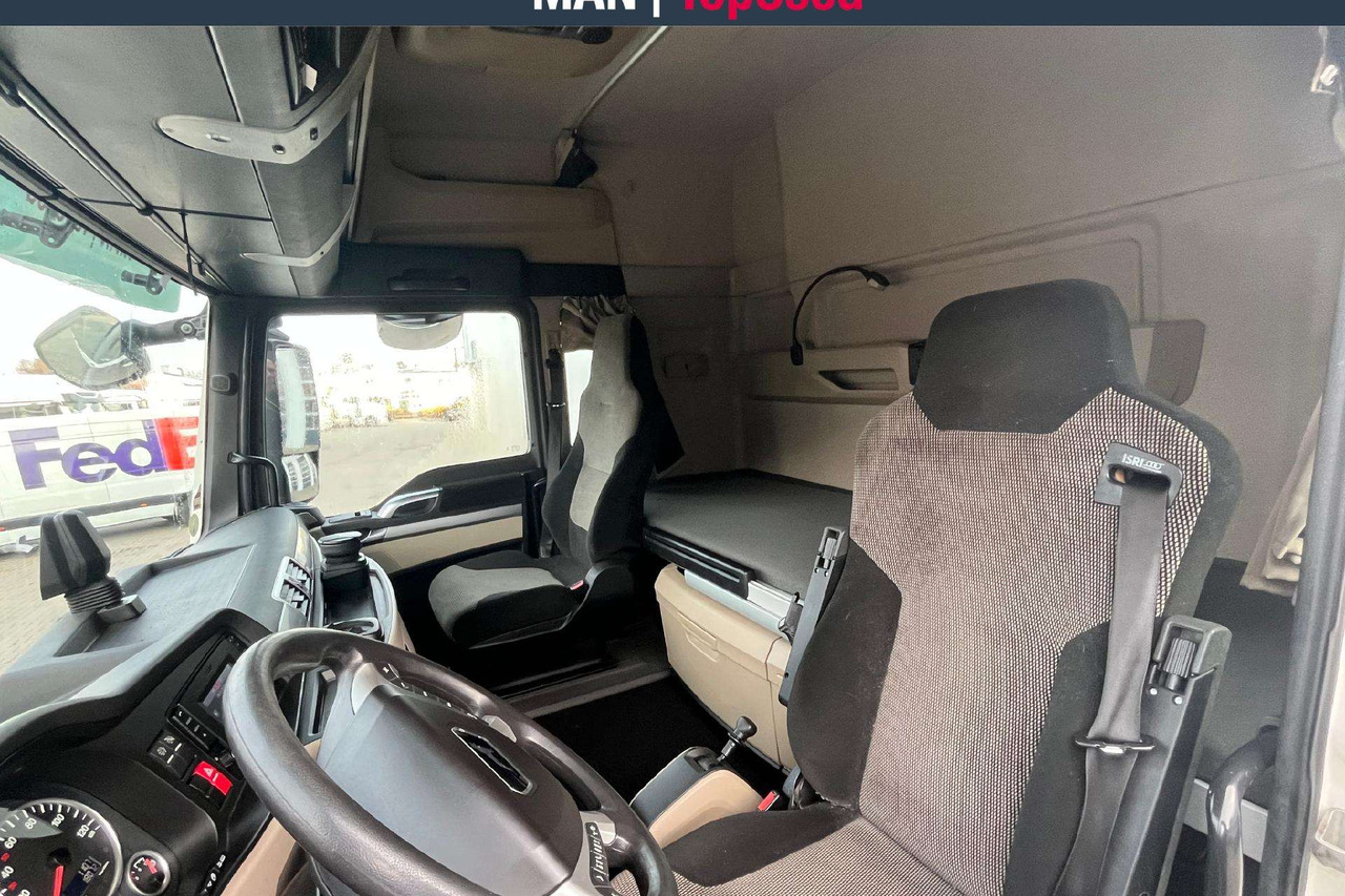 MAN 18.500 4X2 XLX cab Retarder 9207 - 牵引车:图5 MAN 18.500 4X2 XLX cab Retarder 9207 - 牵引车:图5