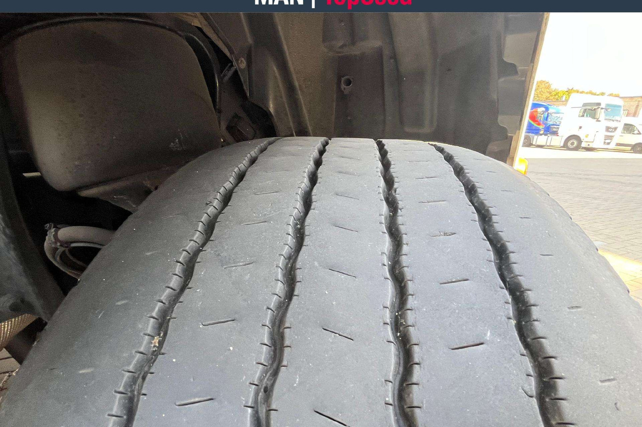 牵引车 MAN TGX 18.470 MEGA：图8