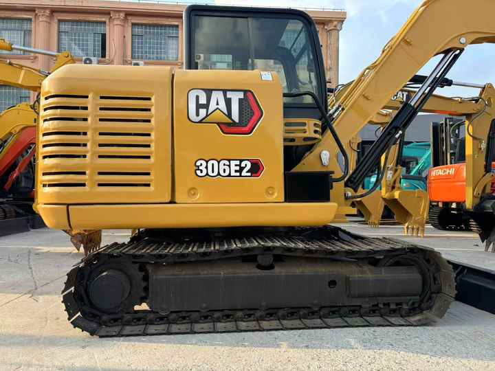 6ton Caterpillar 306e2 Crawler Excavator Cat 306 Tractor Excavator Cat 306/306e/307e2/306/306e2 Excavator - 挖掘机:图2 6ton Caterpillar 306e2 Crawler Excavator Cat 306 Tractor Excavator Cat 306/306e/307e2/306/306e2 Excavator - 挖掘机:图2