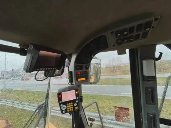 90% New High Quality Used Cat Wheel Loader 966 966h Original Japan Second-Hand Caterpillar Construction Loader - 轮式装载机:图5 90% New High Quality Used Cat Wheel Loader 966 966h Original Japan Second-Hand Caterpillar Construction Loader - 轮式装载机:图5