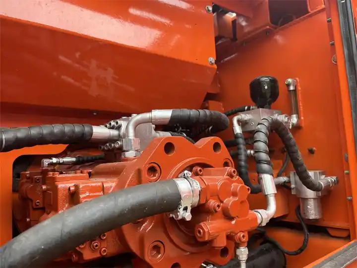 90% new used 22t Doosan DH220LC-9E DH220-9 DH220-9E DH220LC-9 crawler excavator - 履带式挖掘机:图4 90% new used 22t Doosan DH220LC-9E DH220-9 DH220-9E DH220LC-9 crawler excavator - 履带式挖掘机:图4