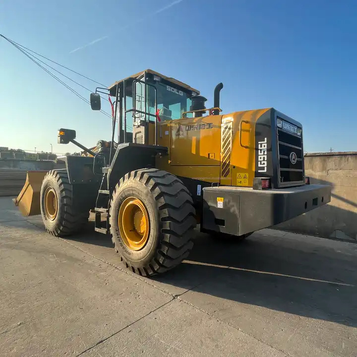 Good Condition SDLG Wheel Loader Used SDLG 956 Loader with good condition and powerful capacity at Cheap Price For Sale - 轮式装载机:图2 Good Condition SDLG Wheel Loader Used SDLG 956 Loader with good condition and powerful capacity at Cheap Price For Sale - 轮式装载机:图2