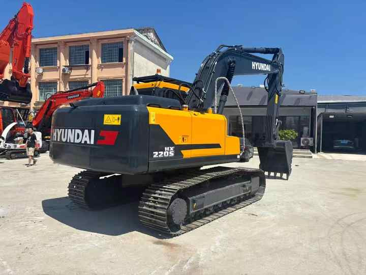 HYUNDAI 96% New HX220s Used Excavator, Korea 22 Ton HX210 HX225 HX 210 220 225 9S 22Ton Crawler Radio Digger Equipment Machine - 挖掘机:图3 HYUNDAI 96% New HX220s Used Excavator, Korea 22 Ton HX210 HX225 HX 210 220 225 9S 22Ton Crawler Radio Digger Equipment Machine - 挖掘机:图3