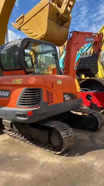 High Quality Hot Sale Used 6t Mini Excavator Original Korea Doosan Used Excavators Doosan Dx60 With Good Performance 租赁 High Quality Hot Sale Used 6t Mini Excavator Original Korea Doosan Used Excavators Doosan Dx60 With Good Performance：图6