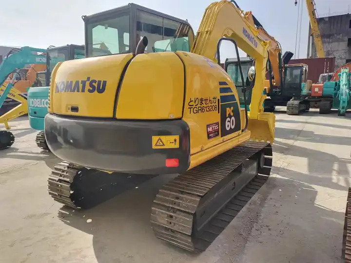 Little Working Hours Used Cheap Komatsu PC60 Excavator Used Mini Komatsu PC78 PC55 PC56 PC60 - 挖掘机:图3 Little Working Hours Used Cheap Komatsu PC60 Excavator Used Mini Komatsu PC78 PC55 PC56 PC60 - 挖掘机:图3