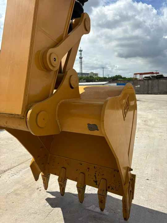 挖掘机 Original Second-hand Used Caterpillar Cat 320d2 320d2l 320d 320dl Cat320d2 Crawler Excavator cat 320d Excavator for Sale:图6 挖掘机 Original Second-hand Used Caterpillar Cat 320d2 320d2l 320d 320dl Cat320d2 Crawler Excavator cat 320d Excavator for Sale:图6