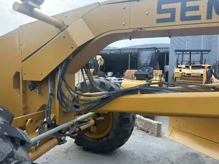 Second Hand SEM921 Motor Grader / Second Hand Motor Grader Sem 921 922 919 SEM Motor Grader for Sale - 平路机:图5 Second Hand SEM921 Motor Grader / Second Hand Motor Grader Sem 921 922 919 SEM Motor Grader for Sale - 平路机:图5