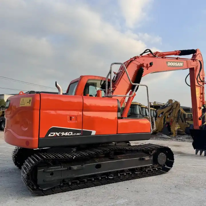 Used 14ton Durable Medium Type Grab Shovel Doosan Dx140LC-9c Dx150LC Dx1200 Digger Machinery Crawler Hydraulic Excavator - 履带式挖掘机:图2 Used 14ton Durable Medium Type Grab Shovel Doosan Dx140LC-9c Dx150LC Dx1200 Digger Machinery Crawler Hydraulic Excavator - 履带式挖掘机:图2