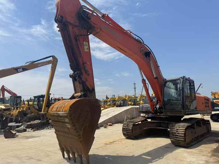 Used Machinery ZX350-5G ZX350-3G 35 Ton Crawler Used Hitachi Excavators Hitachi Heavy Duty Machine ZAXIS 350-5G 350-3G for Sale - 挖掘机:图4 Used Machinery ZX350-5G ZX350-3G 35 Ton Crawler Used Hitachi Excavators Hitachi Heavy Duty Machine ZAXIS 350-5G 350-3G for Sale - 挖掘机:图4
