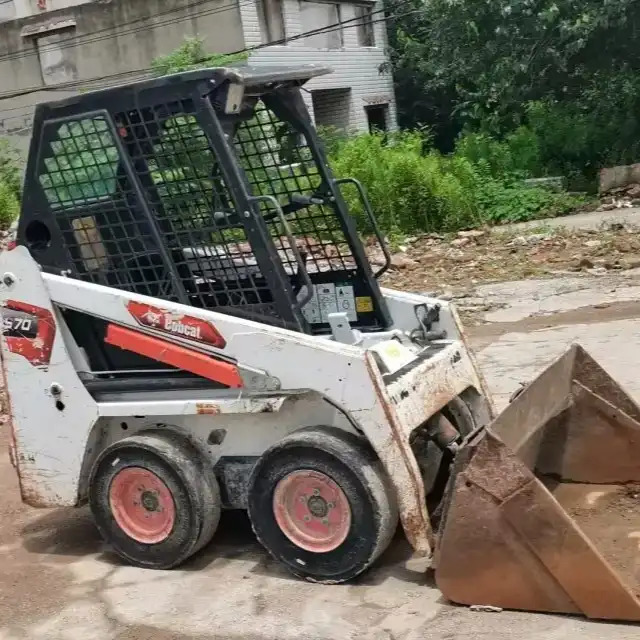 滑移装载机 Used Powerful Performance Bobcat S70 mini Skid Steer Loader With Shovel Bucket:图1