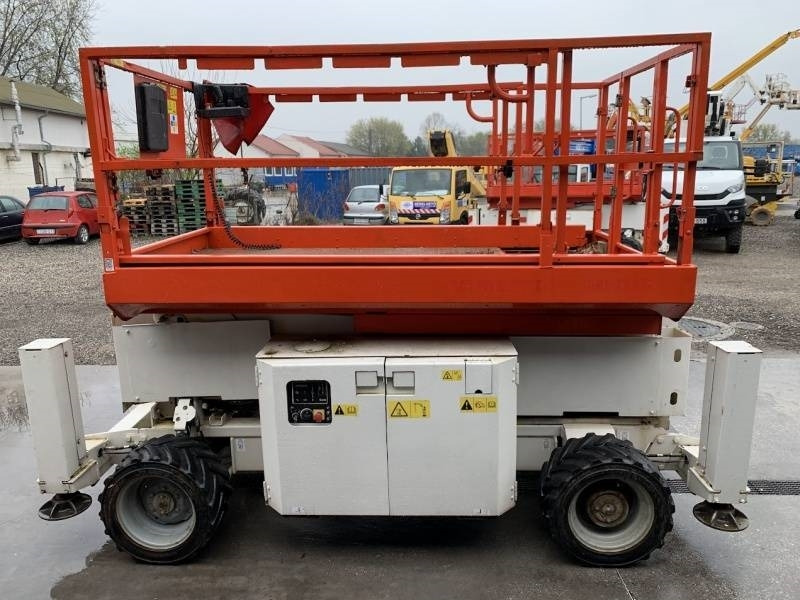 Genie GS-2669 - 10 m, 4x4, diesel - 剪式升降机:图4 Genie GS-2669 - 10 m, 4x4, diesel - 剪式升降机:图4