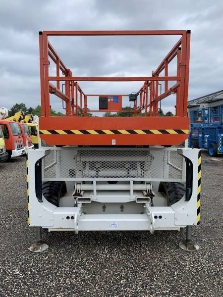 Genie GS3390 - 12,06 m - 4x4 - diesel  - 剪式升降机:图3 Genie GS3390 - 12,06 m - 4x4 - diesel  - 剪式升降机:图3