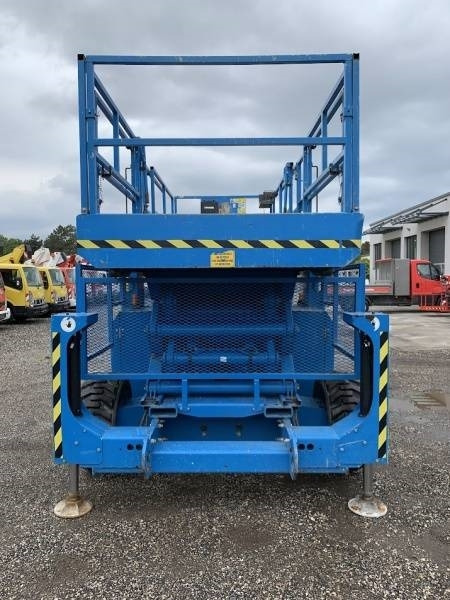 Genie GS4390 - 15,11m, diesel, 4x4  - 剪式升降机:图3 Genie GS4390 - 15,11m, diesel, 4x4  - 剪式升降机:图3