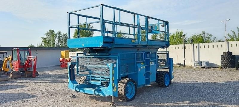 Genie GS5390 - 18m - 4x4 - Diesel - 剪式升降机:图2 Genie GS5390 - 18m - 4x4 - Diesel - 剪式升降机:图2