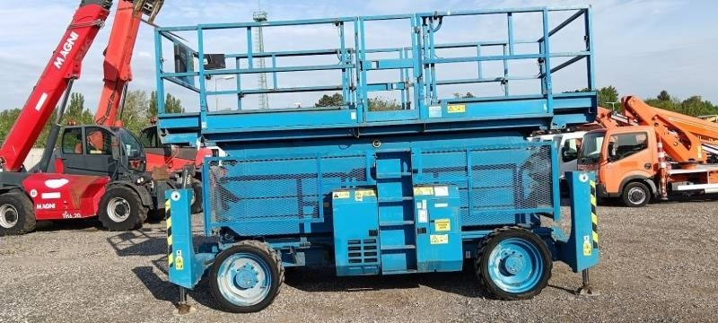 Genie GS5390 - 18m - 4x4 - Diesel - 剪式升降机:图4 Genie GS5390 - 18m - 4x4 - Diesel - 剪式升降机:图4