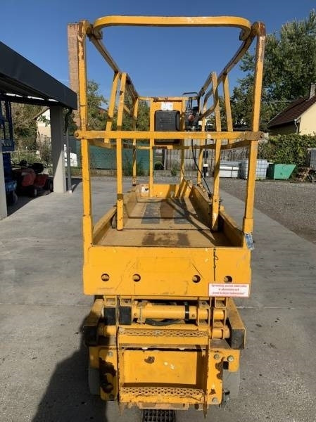Haulotte Compact 8 - 8m, electric - 剪式升降机:图3 Haulotte Compact 8 - 8m, electric - 剪式升降机:图3
