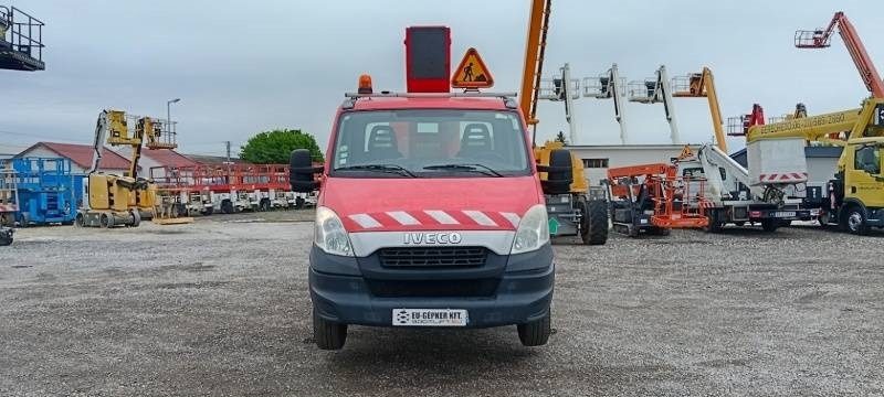 Iveco Daily GSR E179T - 17,1m - 200 kg - 车载空中平台:图3 Iveco Daily GSR E179T - 17,1m - 200 kg - 车载空中平台:图3