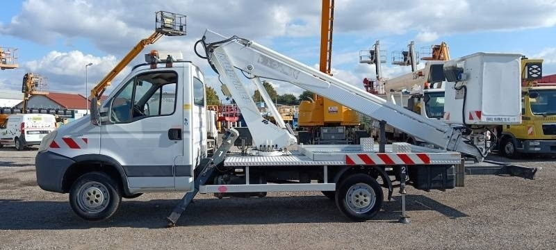 Iveco Daily Multitel 160 ALU DS - 16m - 车载空中平台:图5 Iveco Daily Multitel 160 ALU DS - 16m - 车载空中平台:图5