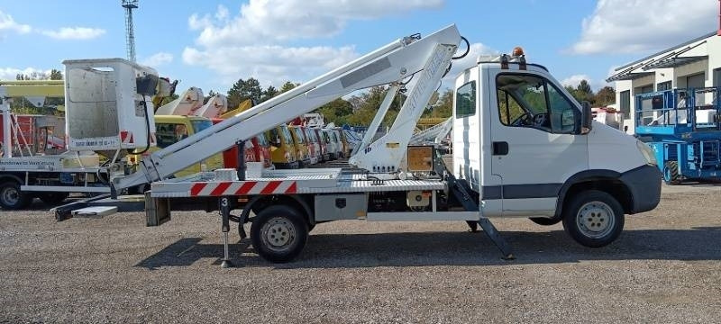 Iveco Daily Multitel 160 ALU DS - 16m - 车载空中平台:图4 Iveco Daily Multitel 160 ALU DS - 16m - 车载空中平台:图4