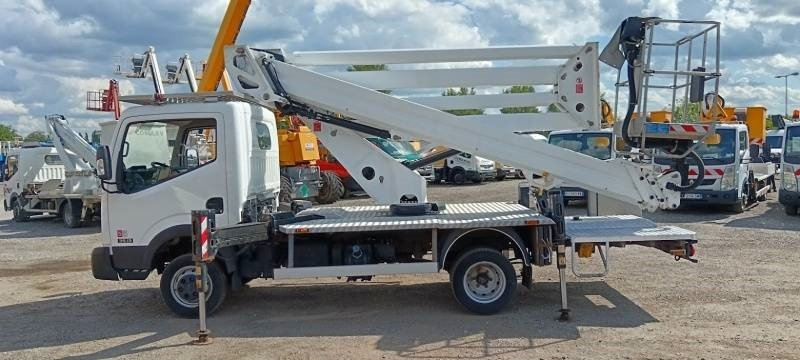 Nissan Cabstar Oil&Steel Snake 2413 Plus - 23,5m - 250 kg - 车载空中平台:图5 Nissan Cabstar Oil&Steel Snake 2413 Plus - 23,5m - 250 kg - 车载空中平台:图5