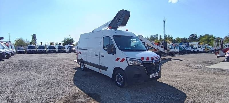 Renault Master Klubb KL32 - 12,5 m, 120 kg - 车载空中平台:图1 Renault Master Klubb KL32 - 12,5 m, 120 kg - 车载空中平台:图1