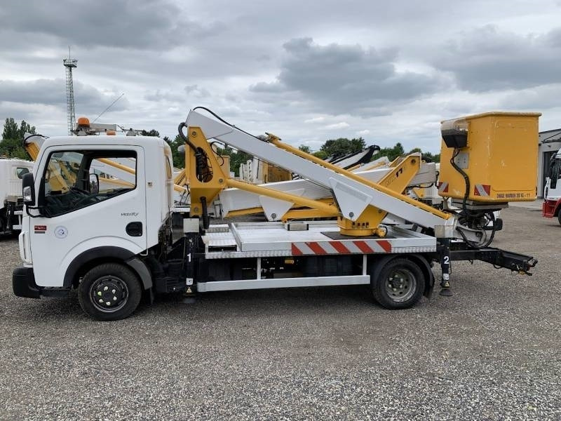 Renault Maxity Multitel MX170 - 17 m - 车载空中平台:图5 Renault Maxity Multitel MX170 - 17 m - 车载空中平台:图5