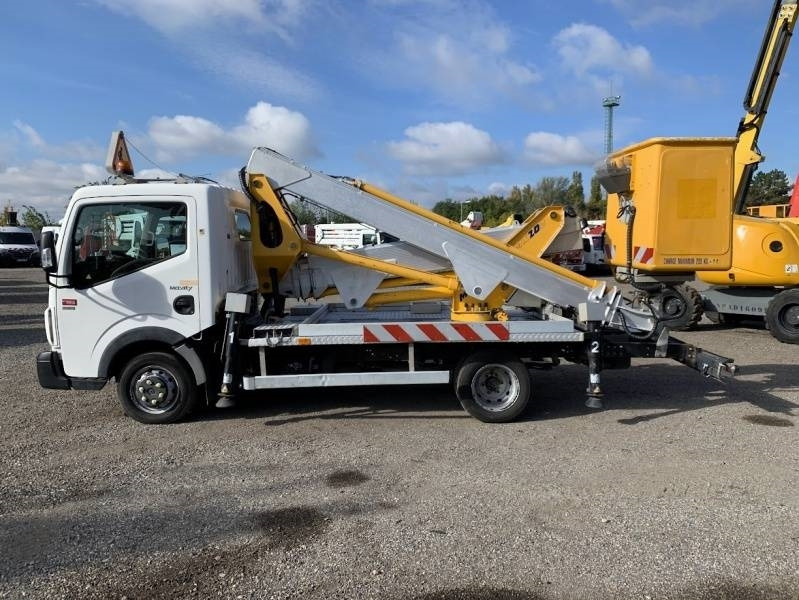 Renault Maxity Multitel MX200 - 20 m - 车载空中平台:图5 Renault Maxity Multitel MX200 - 20 m - 车载空中平台:图5