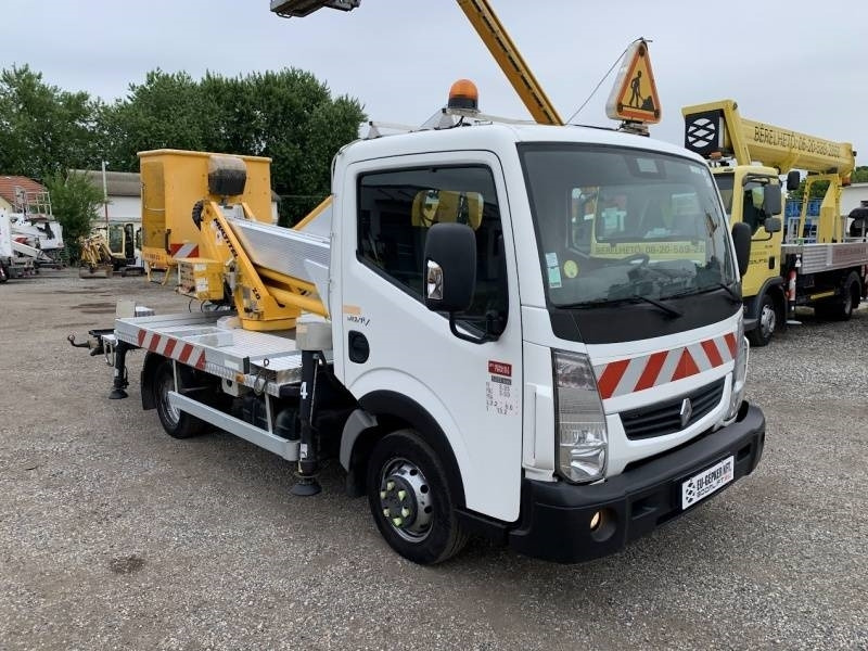 Renault Maxity Multitel MX200 - 20 m - 车载空中平台:图1 Renault Maxity Multitel MX200 - 20 m - 车载空中平台:图1