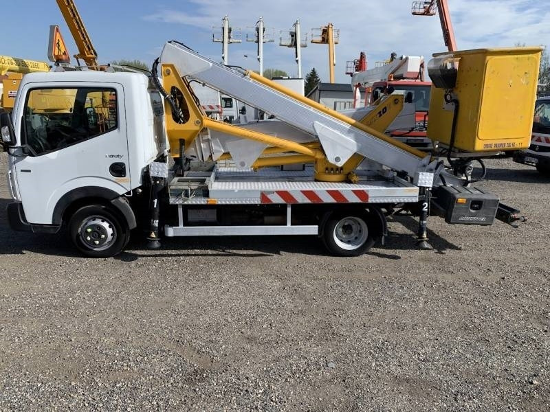 Renault Maxity Multitel MX200 - 20 m - 车载空中平台:图5 Renault Maxity Multitel MX200 - 20 m - 车载空中平台:图5