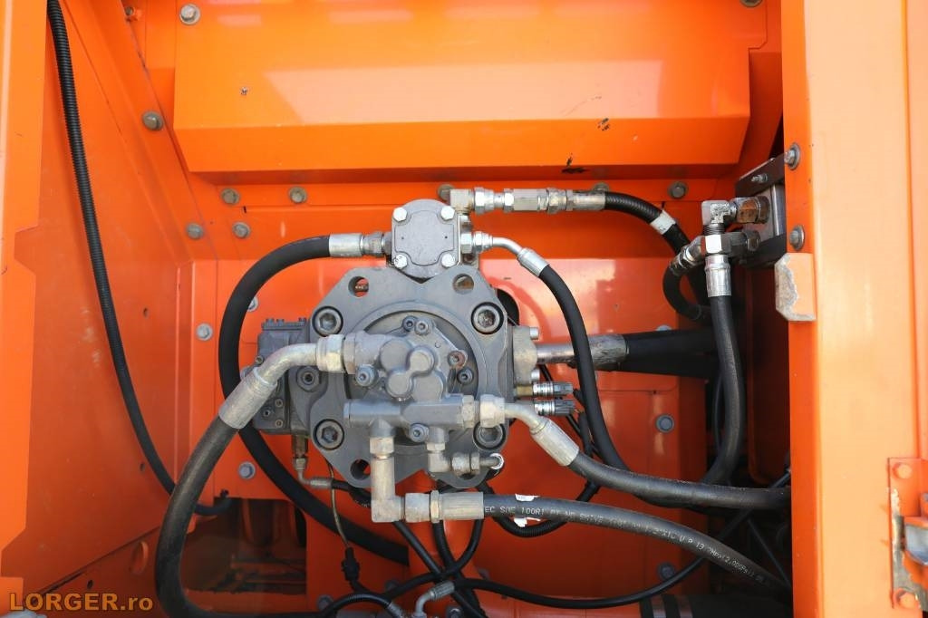 挖掘机 Doosan (Etec) DX 300 - Long Reach Boom 14m + 3D GPS TOPCO:图12 挖掘机 Doosan (Etec) DX 300 - Long Reach Boom 14m + 3D GPS TOPCO:图12