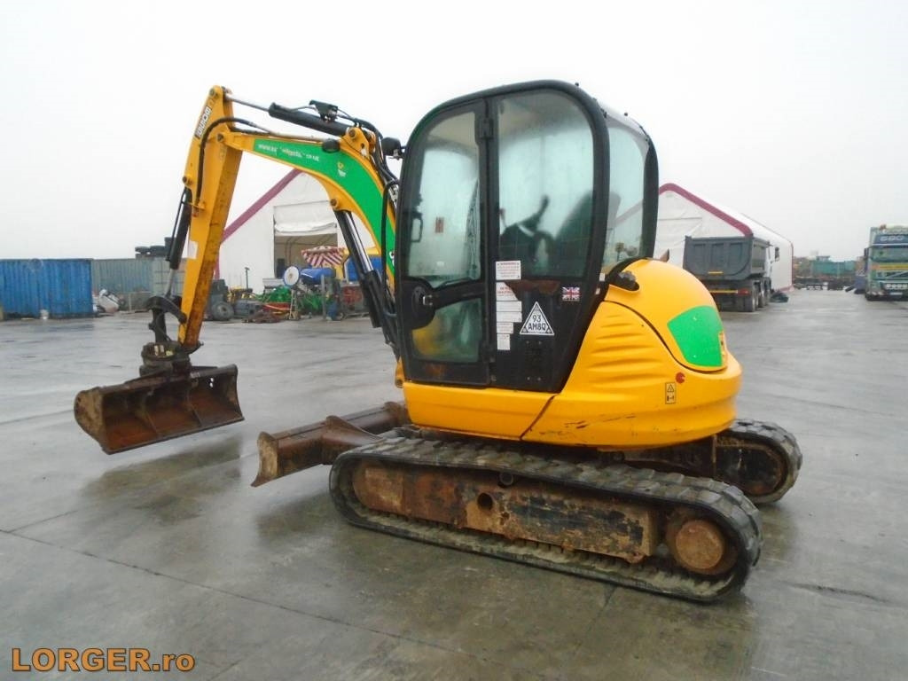 JCB 8055 RTS  - 小型挖掘机:图2 JCB 8055 RTS  - 小型挖掘机:图2