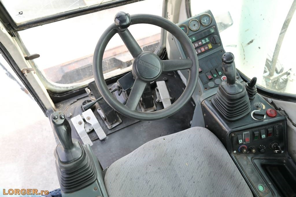 轮式挖掘机 Liebherr A 316 Litronic：图13