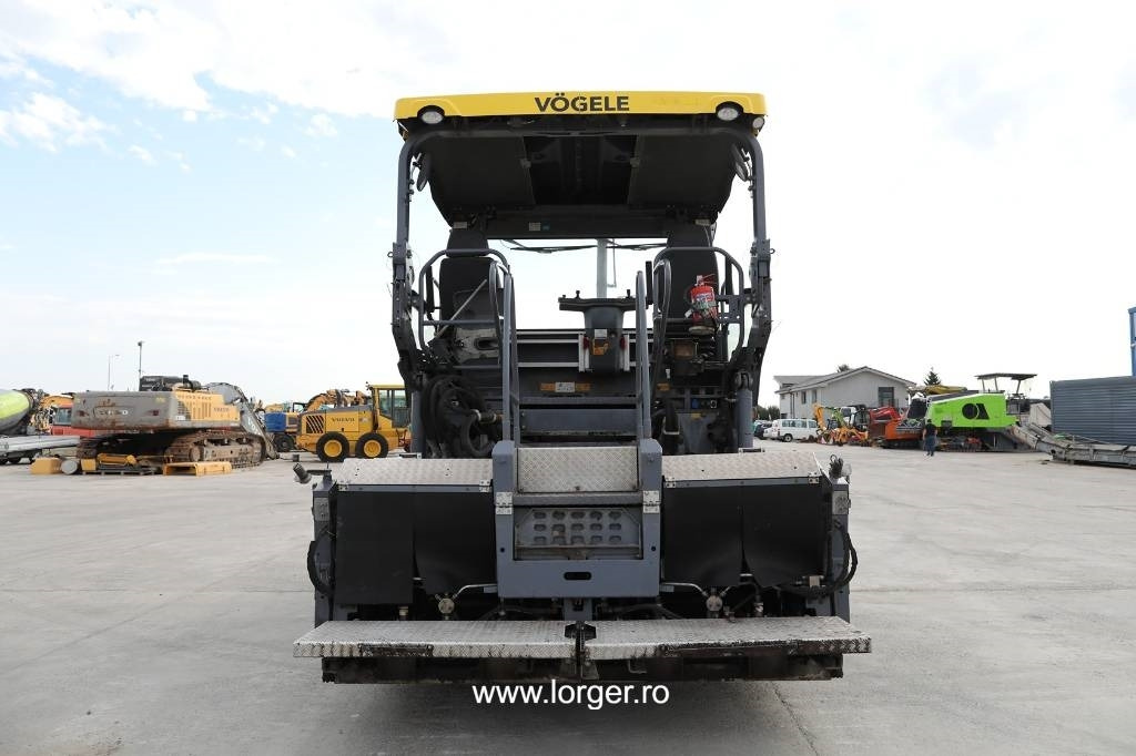 Vögele Super 1800 - 3i - 沥青铺路机:图4 Vögele Super 1800 - 3i - 沥青铺路机:图4